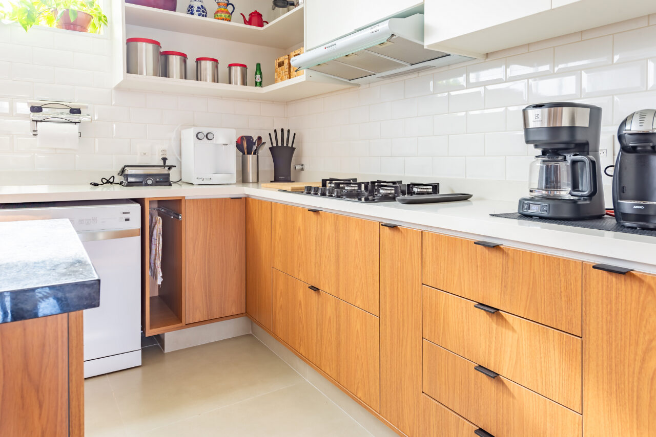 Dicas armários de cozinha preto e branco